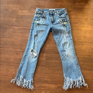 Zara flower embroided fringe mid rise jeans